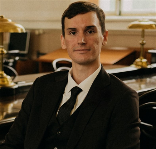 Гарбузов Дмитрий Николаевич